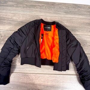 Cropped puffer jacket